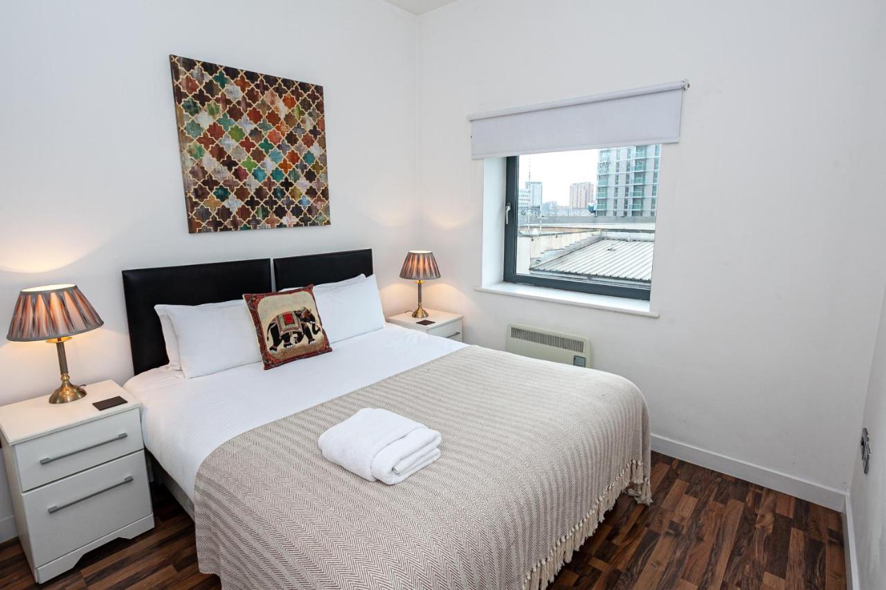 Dreamhouse West Apartment
